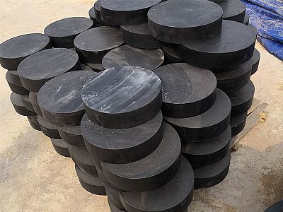明水县板式橡胶支座由若干层橡胶片与薄钢板经加压硫化